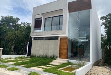 Casa en  Residencial Cumbres, Cancún