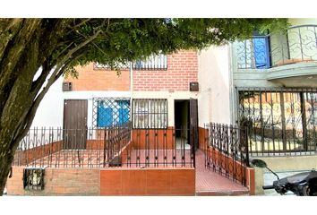 Casa en  Urb. Villa Del Caimito, Palmira