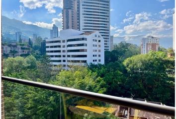 Apartamento en  Poblado, Medellín