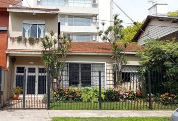 Casa en  Adrogué, Partido De Almirante Brown