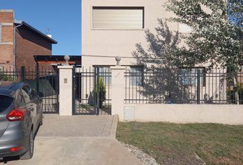 Casa en  Puerto Roldán, Roldán