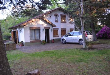 Casa en  Villa Elisa, Partido De La Plata