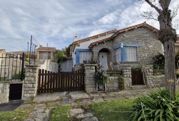 Casa en  Punta Mogotes, Mar Del Plata