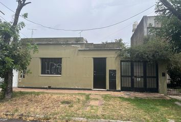 Casa en  Burzaco, Partido De Almirante Brown