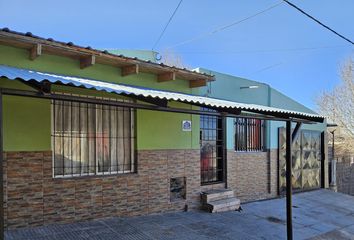 Casa en  Gregorio Alvarez, Neuquén