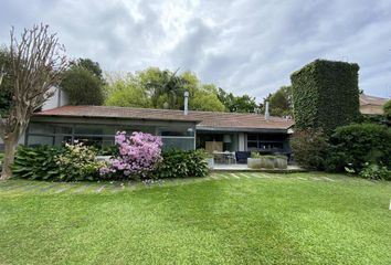 Casa en  Lomas De San Isidro, Partido De San Isidro