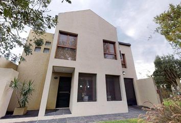 Casa en  La Plata, Partido De La Plata