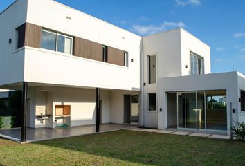 Casa en  Cevil Redondo, Tucumán