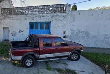 Casa en  Remedios De Escalada, Partido De Lanús