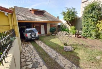 Casa en  Villa Adelina, Partido De San Isidro