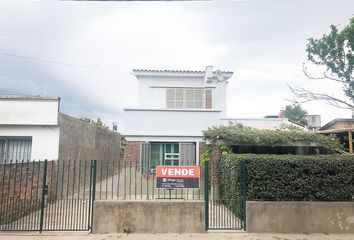 Casa en  Capitán Bermúdez, Santa Fe