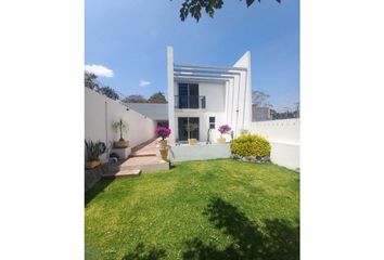 Casa en  Palmira Tinguindin, Cuernavaca, Morelos