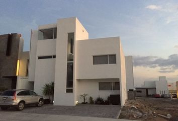 Casa en  Calle Lago Mayrán, Cañadas Del Lago, Corregidora, Querétaro, 76923, Mex