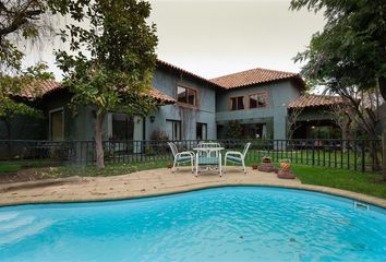 Casa en  Lo Barnechea, Provincia De Santiago