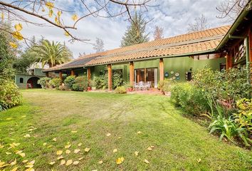 Casa en  Vitacura, Provincia De Santiago