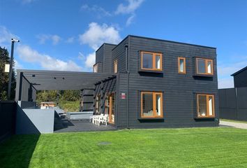 Casa en  Puerto Varas, Llanquihue