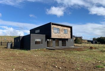 Casa en  Puerto Varas, Llanquihue