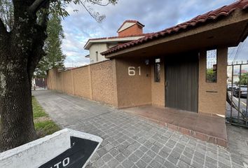 Casa en  Circuito Poetas 48-49, Ciudad Satélite, Naucalpan De Juárez, México, 53100, Mex