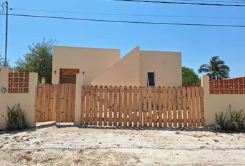 Casa en  Carretera Telchac Puerto - Dzilam De Bravo, Santa Clara, Dzidzantún, Yucatán, 97504, Mex