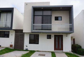 Casa en condominio en  Avenida Pitayas, Zibata, Condominio Pitahayas, Zibata, Condominio Ceiba, El Marqués, Querétaro, 76269, Mex