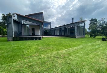 Casa en condominio en  51248, Valle De Bravo, México, Mex