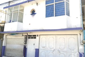 Casa en  Calle Del Cerro Del Caballete, Sagitario 3, Ecatepec De Morelos, México, 55238, Mex