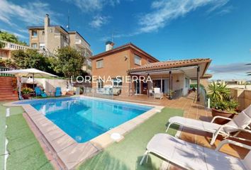 Chalet en  Sant Boi De Llobregat, Barcelona Provincia