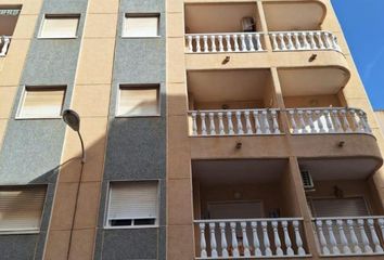 Apartamento en  Distrito 2 - Urbanizaciones - Los Naúfragos, Torrevieja