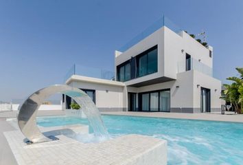 Chalet en  Dehesa De Campoamor, Alicante Provincia