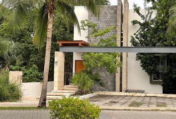 Casa en  Paseo Xaman-ha, Playacar, Playa Del Carmen, Solidaridad, Quintana Roo, 77717, Mex