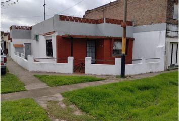 Casa en  Tiro Suizo, Rosario