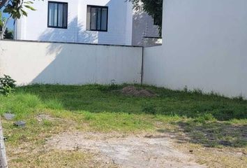 Lote de Terreno en  Calle Coto Magnolia, Bosques Vallarta, Zapopan, Jalisco, 45222, Mex