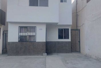 Casa en  Calle Hacienda El Palmar, Hacienda El Palmar, Ciudad Santa Catarina, Santa Catarina, Nuevo León, 66367, Mex