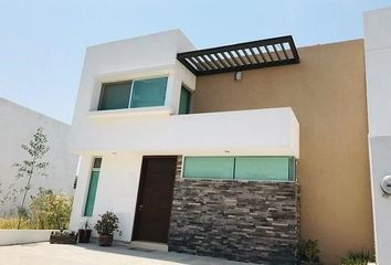 Casa en  Privada Condesa De Juriquilla, La Condesa, Cumbres Del Lago, La Antigua Juriquilla, Querétaro, 76230, Mex