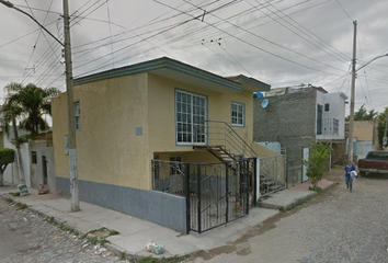 Casa en  Calle Francisco I. Madero 242, Emiliano Zapata, Zapopan, Jalisco, 45185, Mex