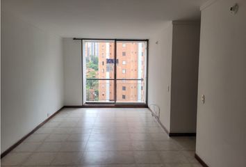 Apartamento en  Loma De Los Bernal, Medellín