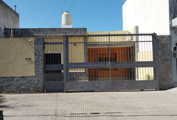 Casa en  La Tablada, La Matanza