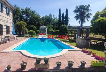 Chalet en  Tui, Pontevedra Provincia