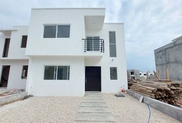 Casa en  Calzada Emiliano Zapata, Ampliación Loma Bonita, Tuxtla Gutiérrez, Chiapas, 29059, Mex