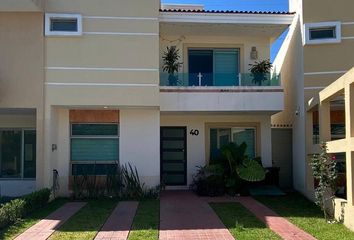 Casa en condominio en  Paseo De Bari 20-52, Residencial Bonaterra, Coto Bonanza, Tepic, Nayarit, 63194, Mex