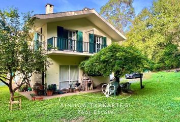 Chalet en  Mungia, Vizcaya