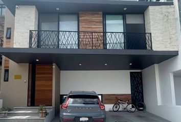 Casa en  Calle Huizache, Zibata, Zona Cactus, El Marqués, Querétaro, 76269, Mex