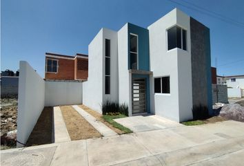 Casa en  San Carlos, Santiago Tulantepec, Santiago Tulantepec De Lugo Guerrero