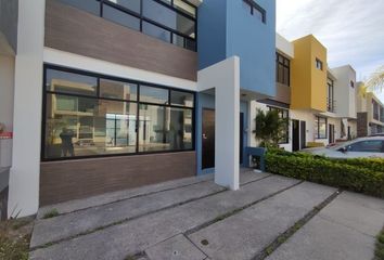 Casa en condominio en  Hacienda Casa Fuerte, San Agustín, Tlajomulco De Zúñiga, Jalisco, Mex