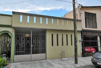 Casa en  Calle Ciruelos, Las Quintas, Guadalupe, Nuevo León, 67165, Mex