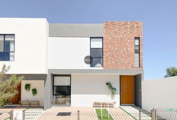 Casa en  Calle Huizache, Zibata, Zona Cactus, El Marqués, Querétaro, 76269, Mex