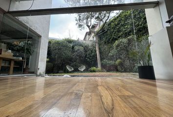 Casa en  Calle Ernesto J. Piper, Paseo De Las Lomas, Cuajimalpa, Cuajimalpa De Morelos, Ciudad De México, 01330, Mex