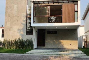 Casa en  Calle Nuevo León, San Gaspar Tlahuelilpan, Metepec, México, 52147, Mex