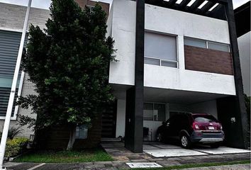 Casa en condominio en  Privada Sisal, Parque Yucatán, Ocoyucan, Puebla, 72865, Mex