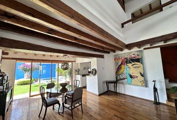 Casa en  Rione Di Trevi, Calzada Santa María Ahuacatitla 111, Santa María Ahuacatlán, Valle De Bravo, México, 51200, Mex